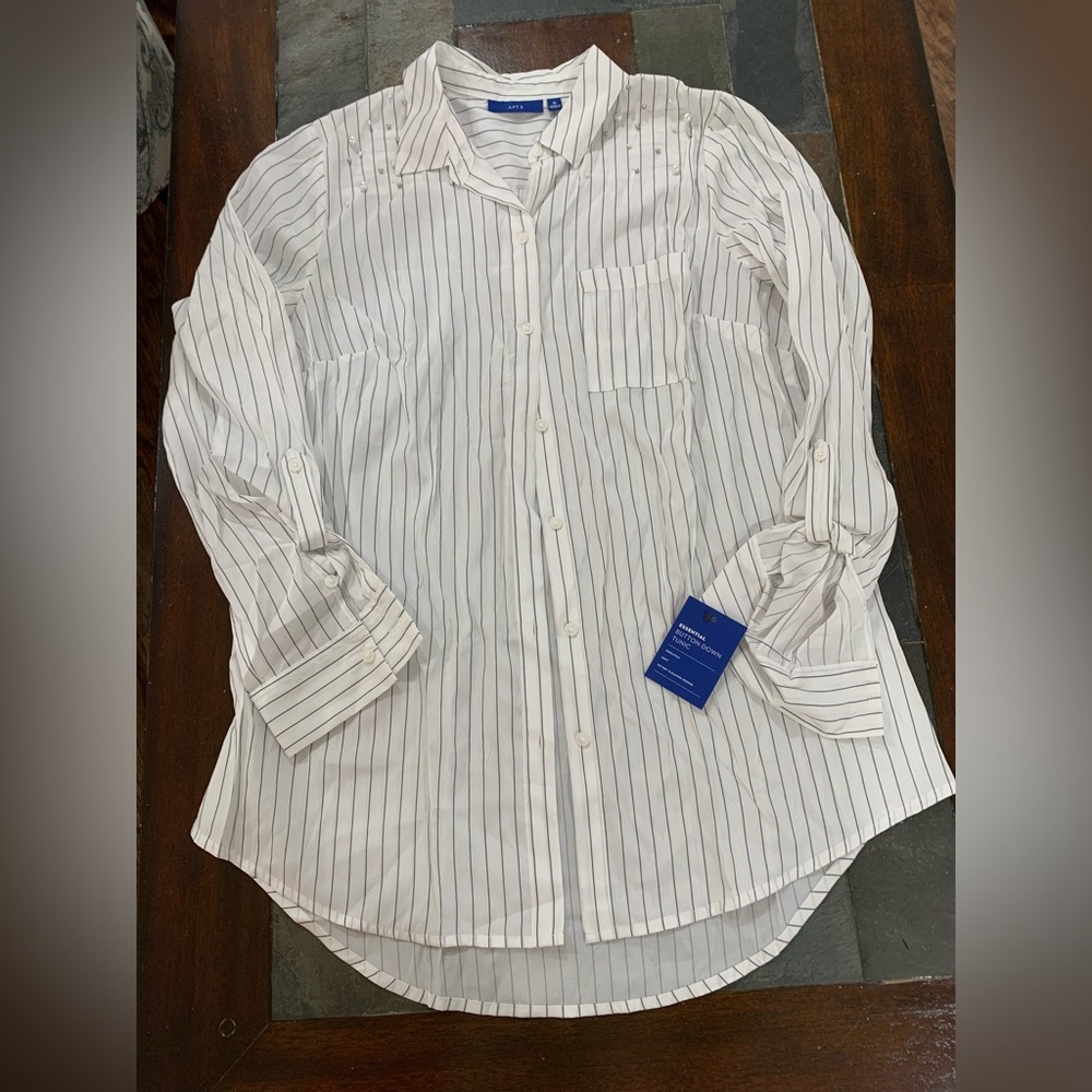 Women’s white with gray/black stripes shirt
